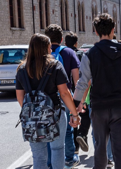 03_scuola.jpg 03_scuola.jpg