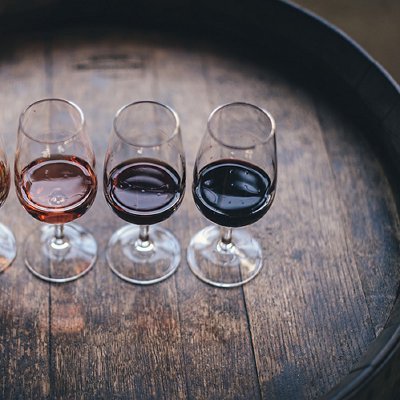 04_vino.jpg 04_vino.jpg