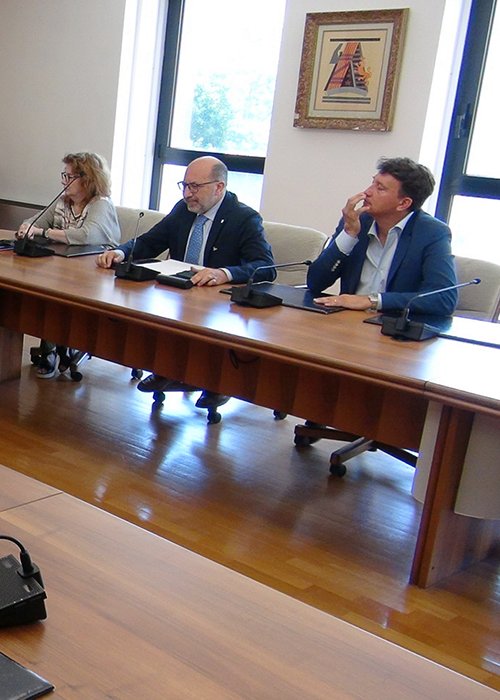 01_editoriale.jpg 01_editoriale.jpg