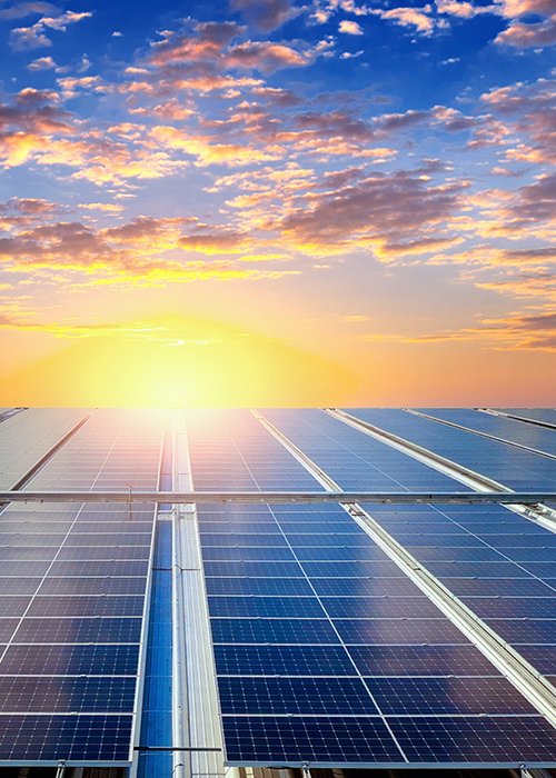 Solar panels on the roof. (Solar cell) Solar panels on the roof. (Solar cell)