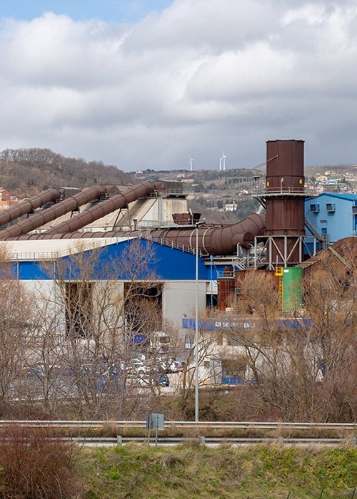 02_Industria.jpg 02_Industria.jpg
