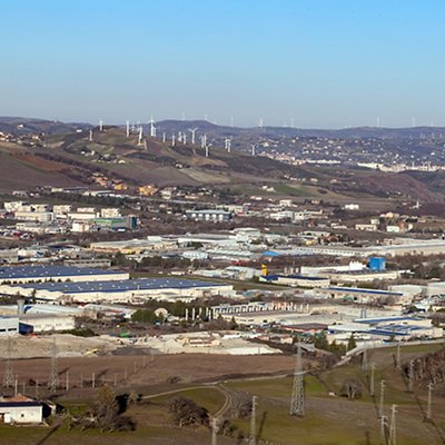 02_industria.jpg 02_industria.jpg