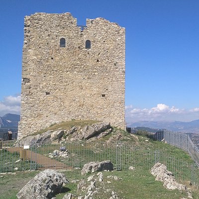 01_editoriale.jpg