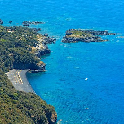 Tyrrhenian sea coast near Maratea, Italy Tyrrhenian sea coast near Maratea, Italy