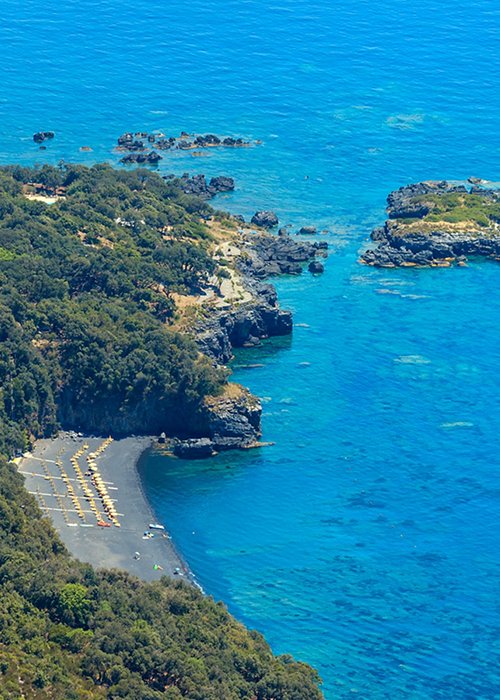 Tyrrhenian sea coast near Maratea, Italy Tyrrhenian sea coast near Maratea, Italy