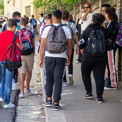 04_studenti.jpg 04_studenti.jpg
