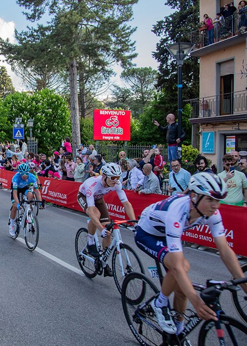 03_giro.jpg 03_giro.jpg