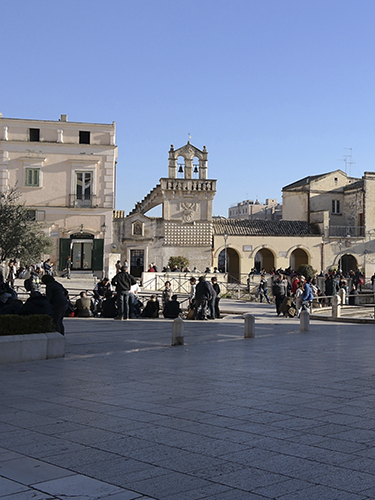 04_Matera_Piazza_Vittorio_Veneto.jpg