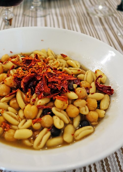 04_Food.jpg 04_Food.jpg