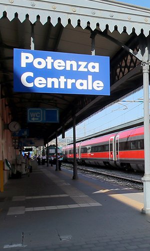 01_editoriale.jpg