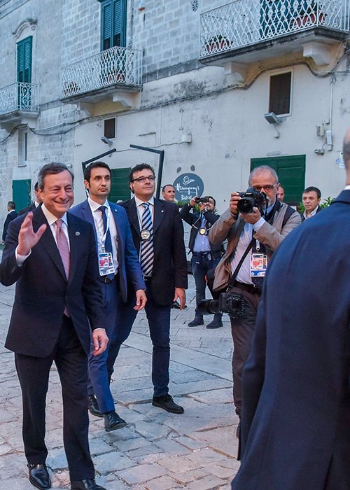 Mario_Draghi_a_Matera_2017_02.jpg