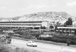 Motel Agip di Pisticci (Matera) 1969.tif
