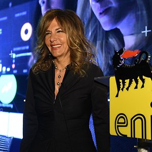 Strategia Eni 2019-2022: creare valore nella transizione energetica Strategia Eni 2019-2022: creare valore nella transizione energetica