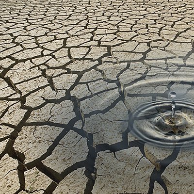 Goccia d'acqua nel deserto Goccia d'acqua nel deserto