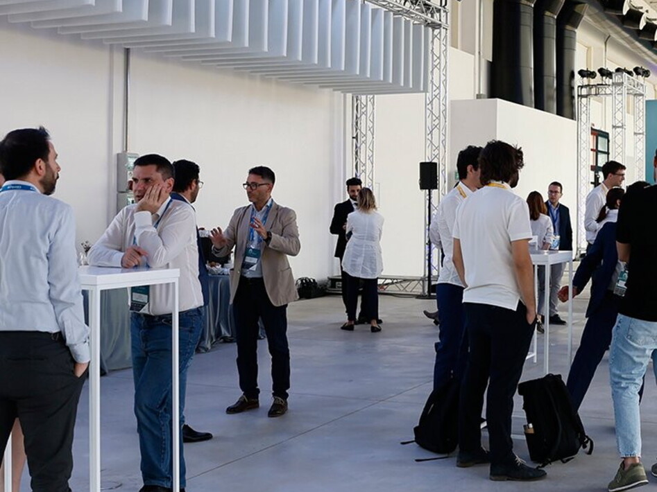 Durante il Selection Day, che si è svolto nell’area del Gazometro di Roma, sono state scelte 12 startup per il percorso di sviluppo imprenditoriale.