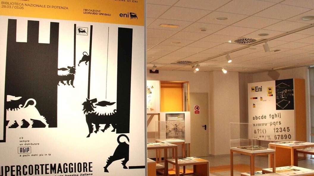 L'interno della mostra sul brand Eni presso il Polo Bibliotecario di Potenza